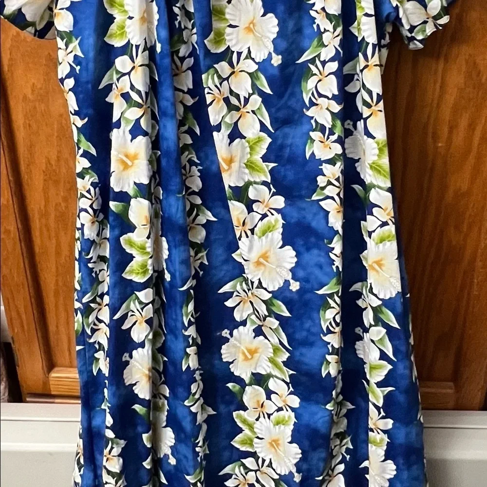 Royal Hawaiian Creations beautiful vintage